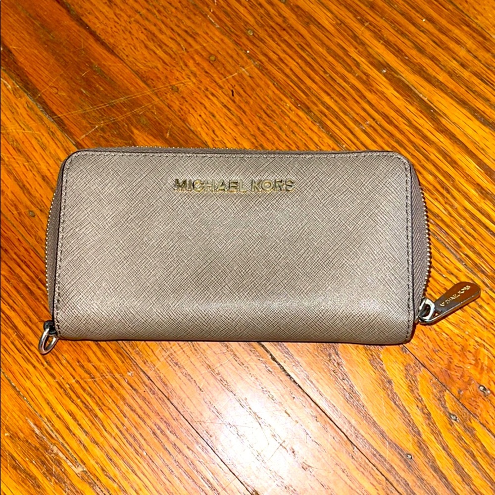 Used Michael Kors Wallet
